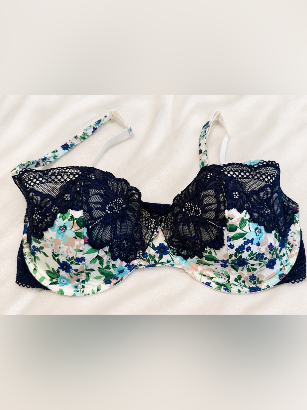 Adore Ne 34DD Floral Lace Underwire Bra Navy Blue White Balconette